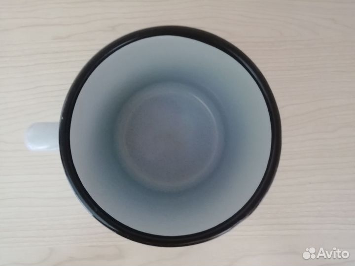 Кружка эмалированная большая