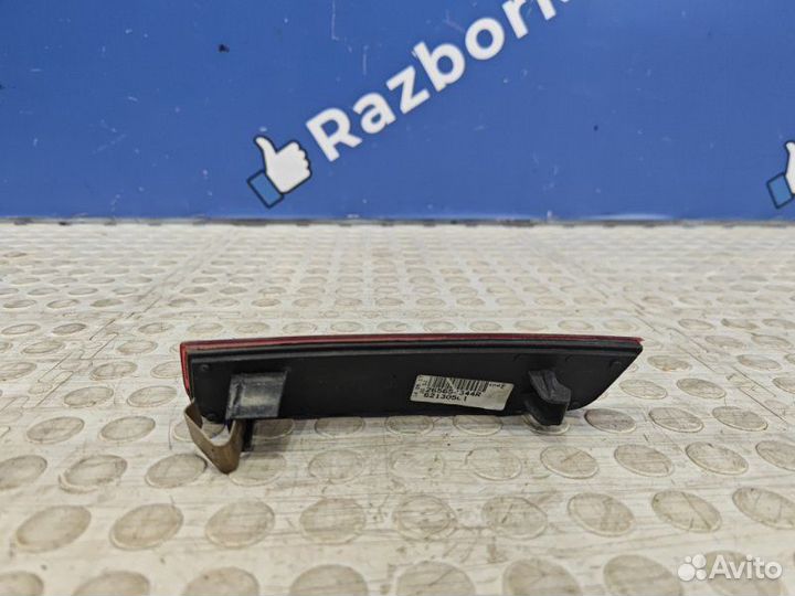 Катафот бампера левый Renault Duster 1