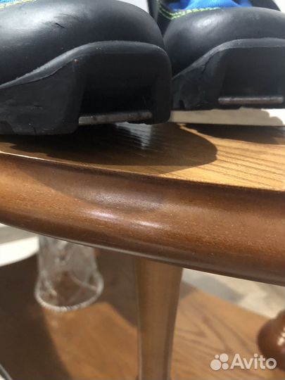 Лыжные ботинки классические размер 36