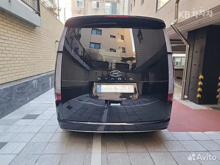 Hyundai Staria 2.2 AT, 2021, 42 581 км
