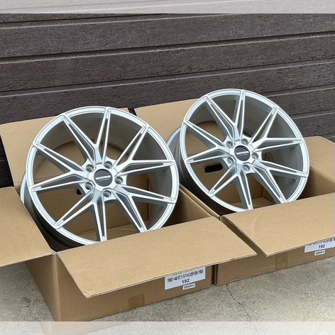 Литые диски VEEMANN V-FS39 8×R18 5×114.3
