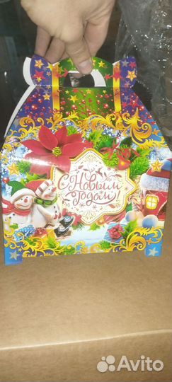 Подарочный новогодний ларец для конфет