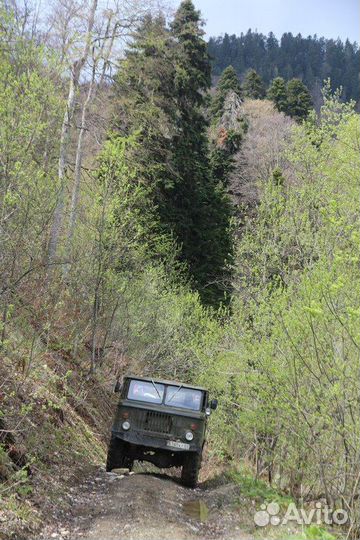 Заброска на Тхач, Сахрайские водопады