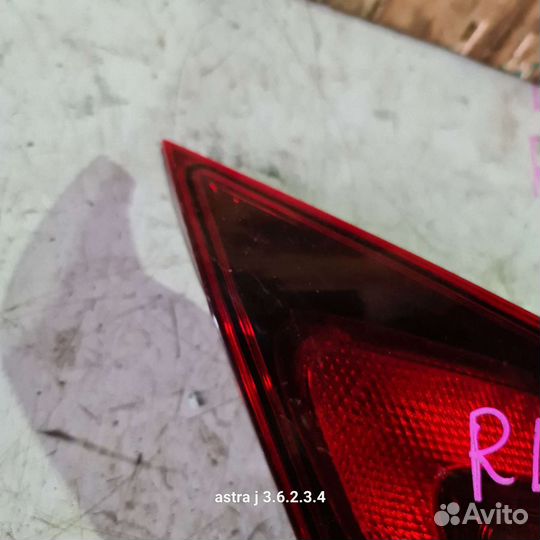 Фонарь в крышку левый opel astra j