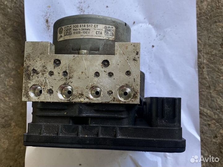 Блок абс passat b8