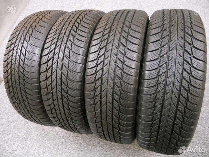 Bridgestone Blizzak LM-001 205/60 R16
