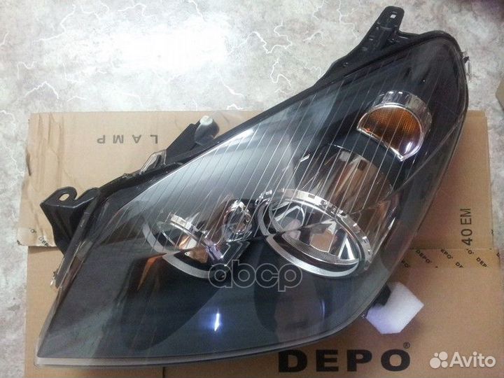 Фара левая Opel Astra H 04 4421140lldem Depo