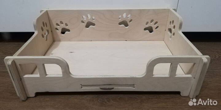 Лежанка для котика