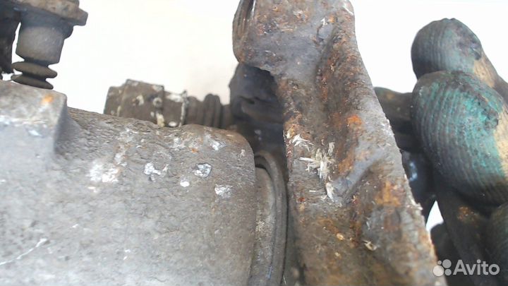 Суппорт Opel Zafira A, 2003