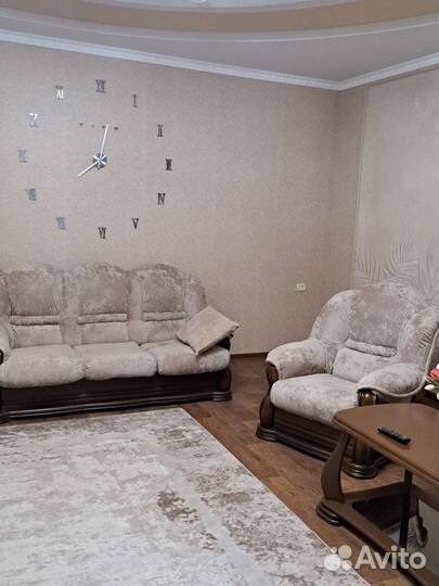 Диван и 2 кресла