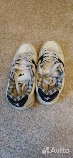 Кроссовки с колесом