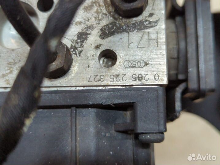 Блок абс, насос Audi A8 (D3)