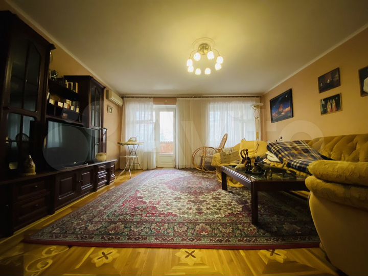 4-к. квартира, 122,8 м², 4/10 эт.