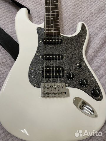 Fender squier affinity stratocasterlrl olympic