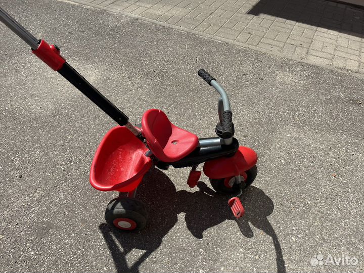 Трехколесный велосипед