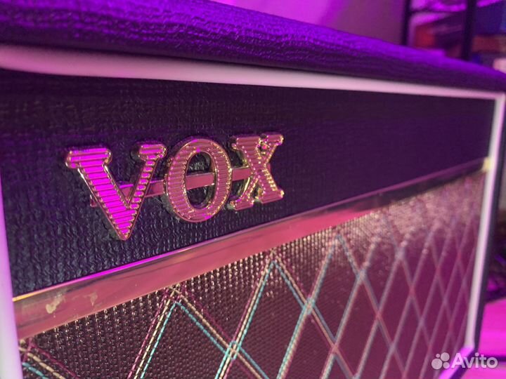 Комбоусилитель VOX pathfinder 10вт