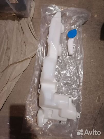 Бачек омывателя для Honda CR-V IV