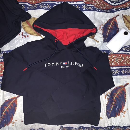 Костюм женский tommy hilfiger