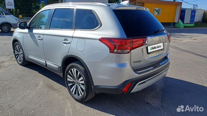 Mitsubishi Outlander 2.4 CVT, 2019, 71 000 км