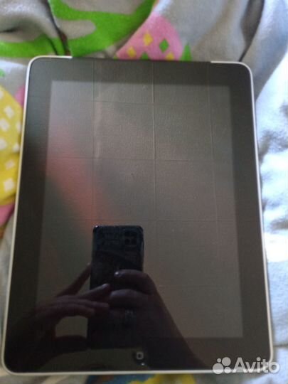 iPad первого поколения