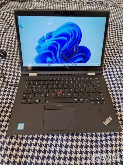 Ноутбук thinkpad X1 Yoga i5/8gb/240Gb 2k экран