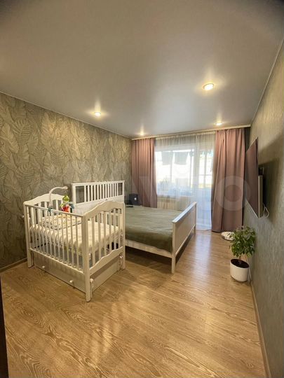 3-к. квартира, 60 м², 2/5 эт.