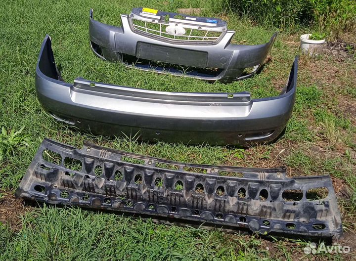 Комплект бамперов + усилитель на priora