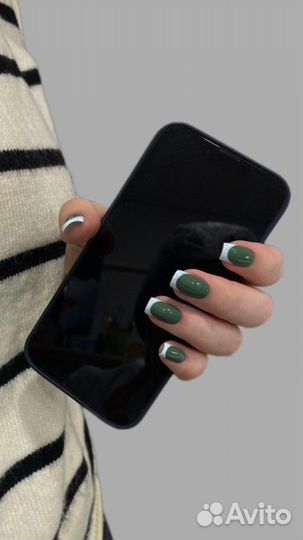 Маникюр, педикюр с покрытием гель лак