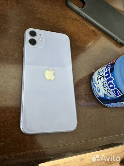 Телефон iPhone 11 128