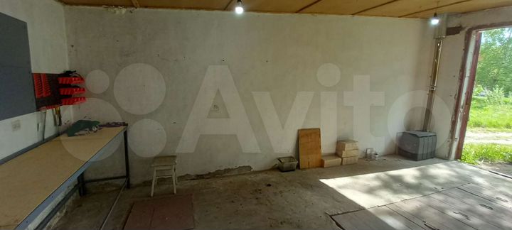Гараж, > 30 м²