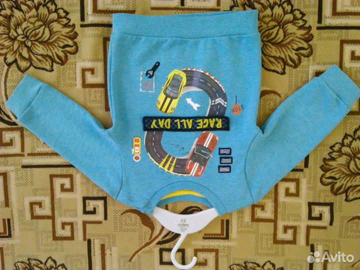 Новые свитера и кофты на мальчика