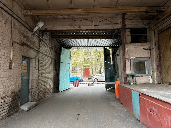 Собственник. 1-этаж. Ворота. С/У. 269 м² Пр-во. Ск