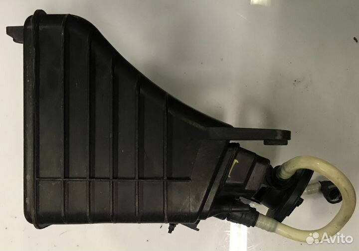 Абсорбер на Туарег 03-07 7L0201801G