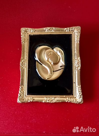 Брошь Картина