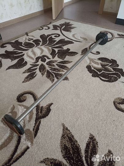 Турник настенный