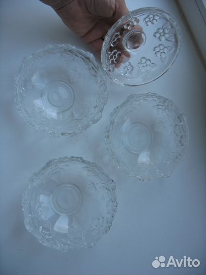 Набор для десерта.СССР.Белое стекло