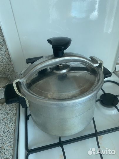 Кастрюля-скороварка