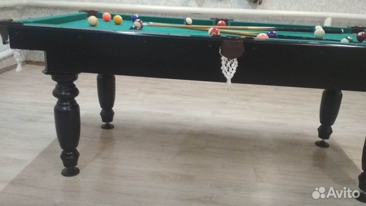 Бильярдный стол американка