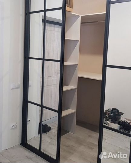 Гардеробная комната со сборкой