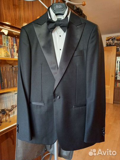 Костюм Cacharel