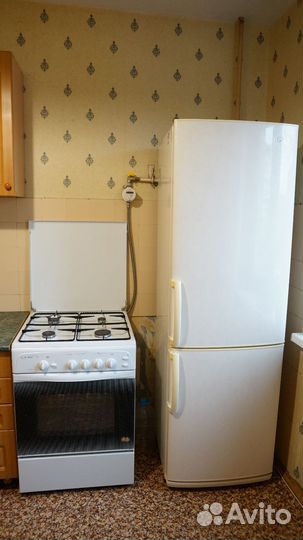 Кухня угловая с техникой