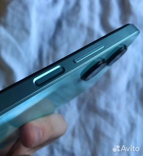 Телефон Realme c33