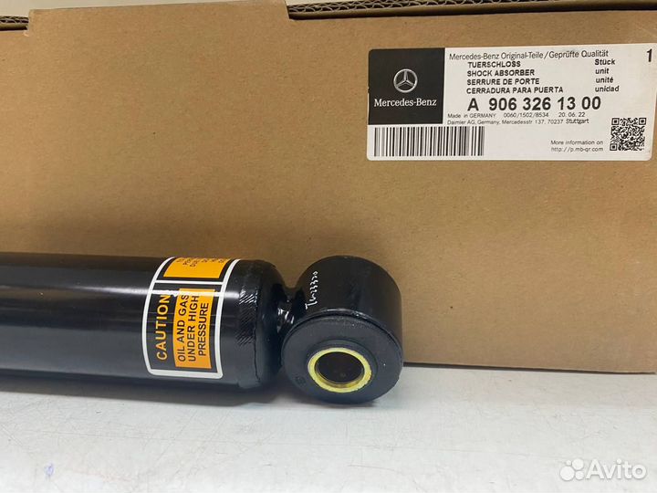 Амортизатор задний Mercedes W906 Ориг A9063261300