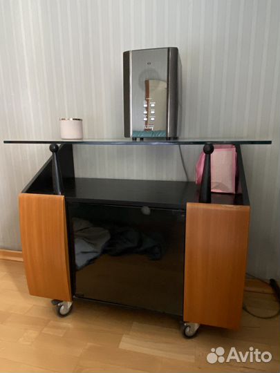 Тумба под телевизор