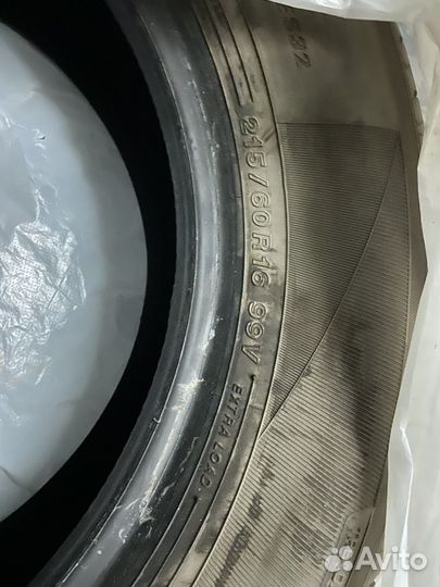 Yokohama BluEarth-ES ES32 215/60 R16 99V