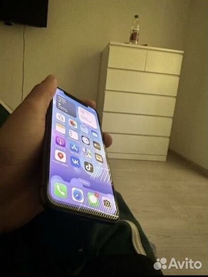 iPhone Xs, 64 ГБ
