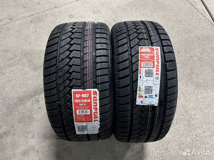 Sunfull SF982 245/40 R18 и 265/35 R18 97V