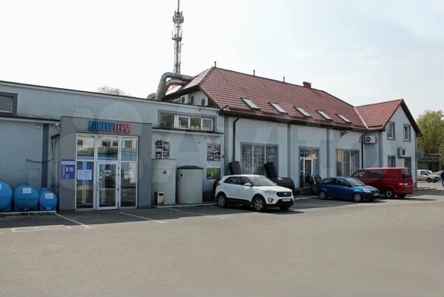 Торгово-складской комплекс с офисами, 2500 м²