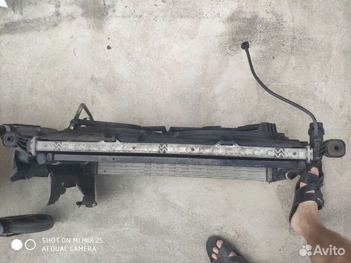 Кассета радиаторов на Ауди а4 б8