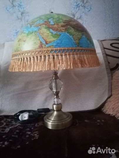 Лампа настольная